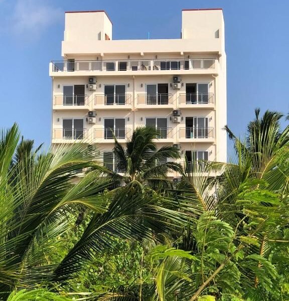 iCom Marina Sea View