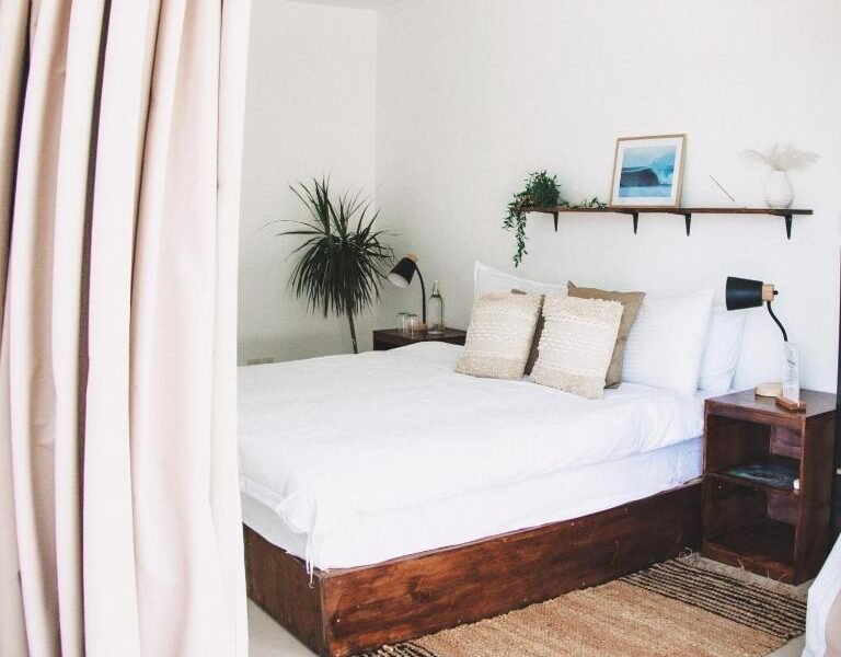 TWIN PALMS 'Surfhouse'