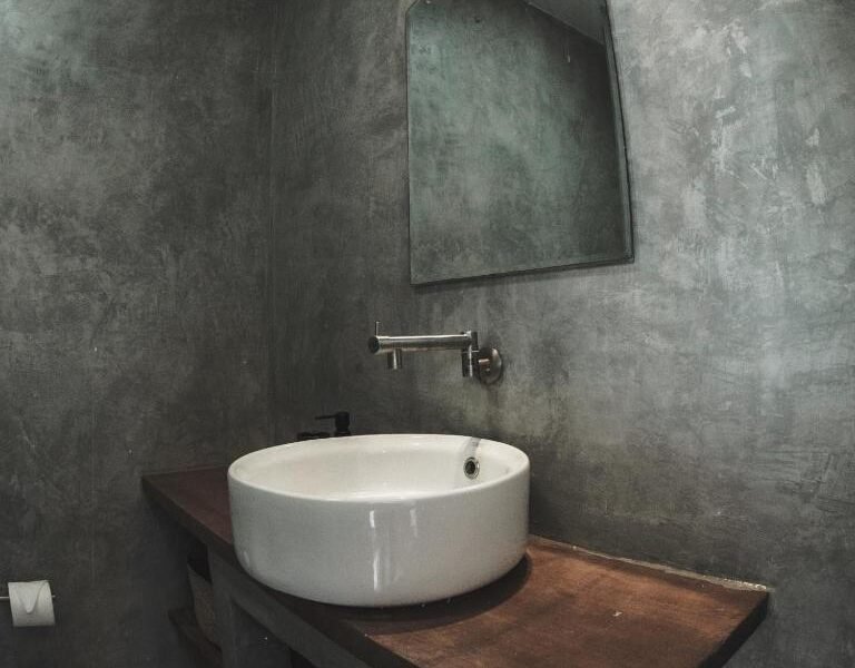 TWIN PALMS 'Surfhouse'