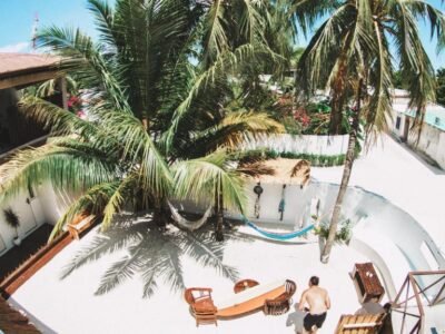 TWIN PALMS 'Surfhouse'