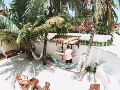 TWIN PALMS 'Surfhouse'