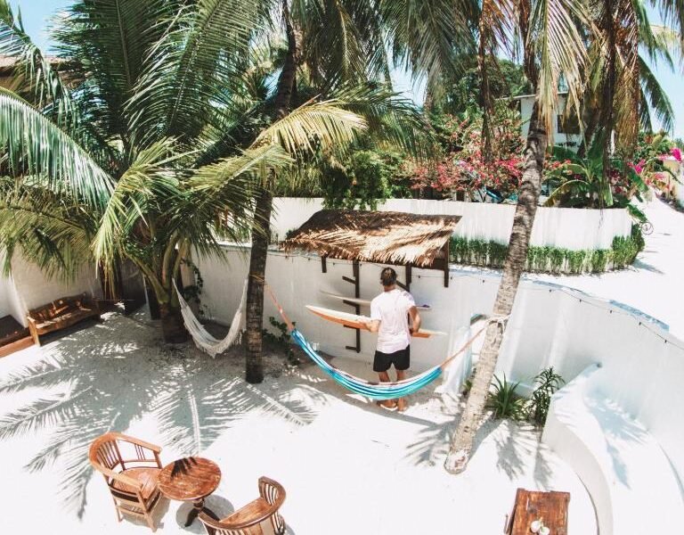 TWIN PALMS 'Surfhouse'