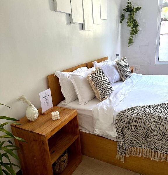 TWIN PALMS 'Surfhouse'